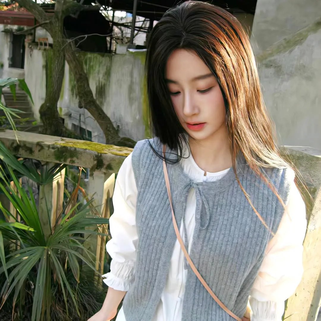 布劳涅森林的女人们